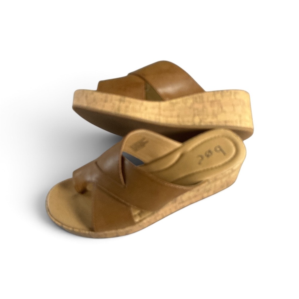b.o.c. Born Concept Womens Tan Brown Cork Wedge Toe Loop Sandals BC0034216 9M
